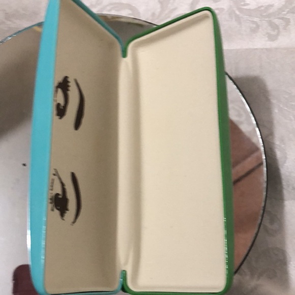 Designer Bundle - Kate Spade, Oakley  and a Custom Eyeglass/Sunglasses Cases. - Picture 5 of 10
